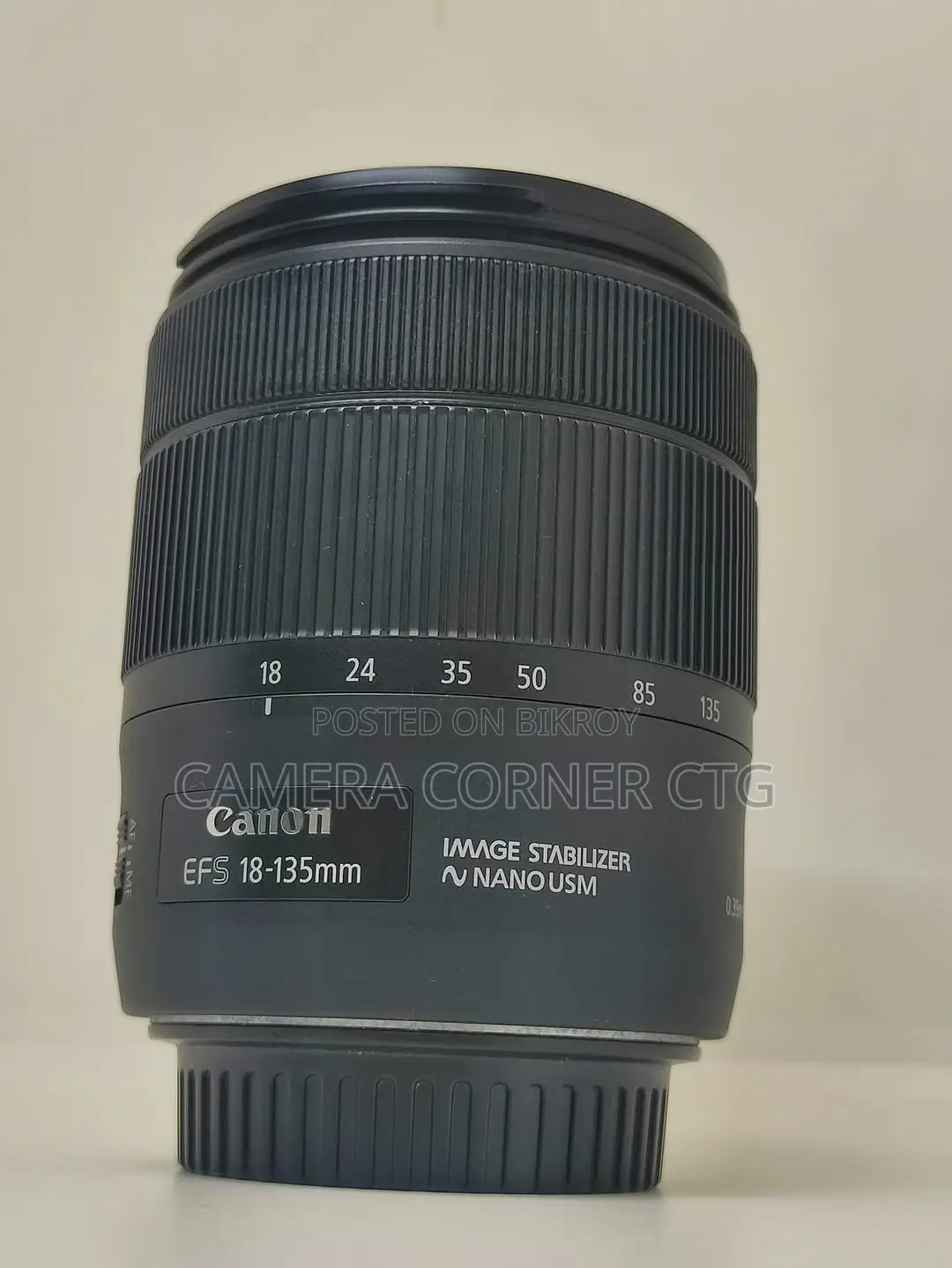 Canon EF-S 18-135mm IS USM