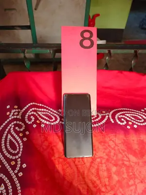 OnePlus 8 Pro (Used)