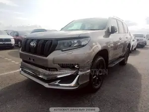 Toyota Prado TX-L BLACK EDI 5 GRD 2022