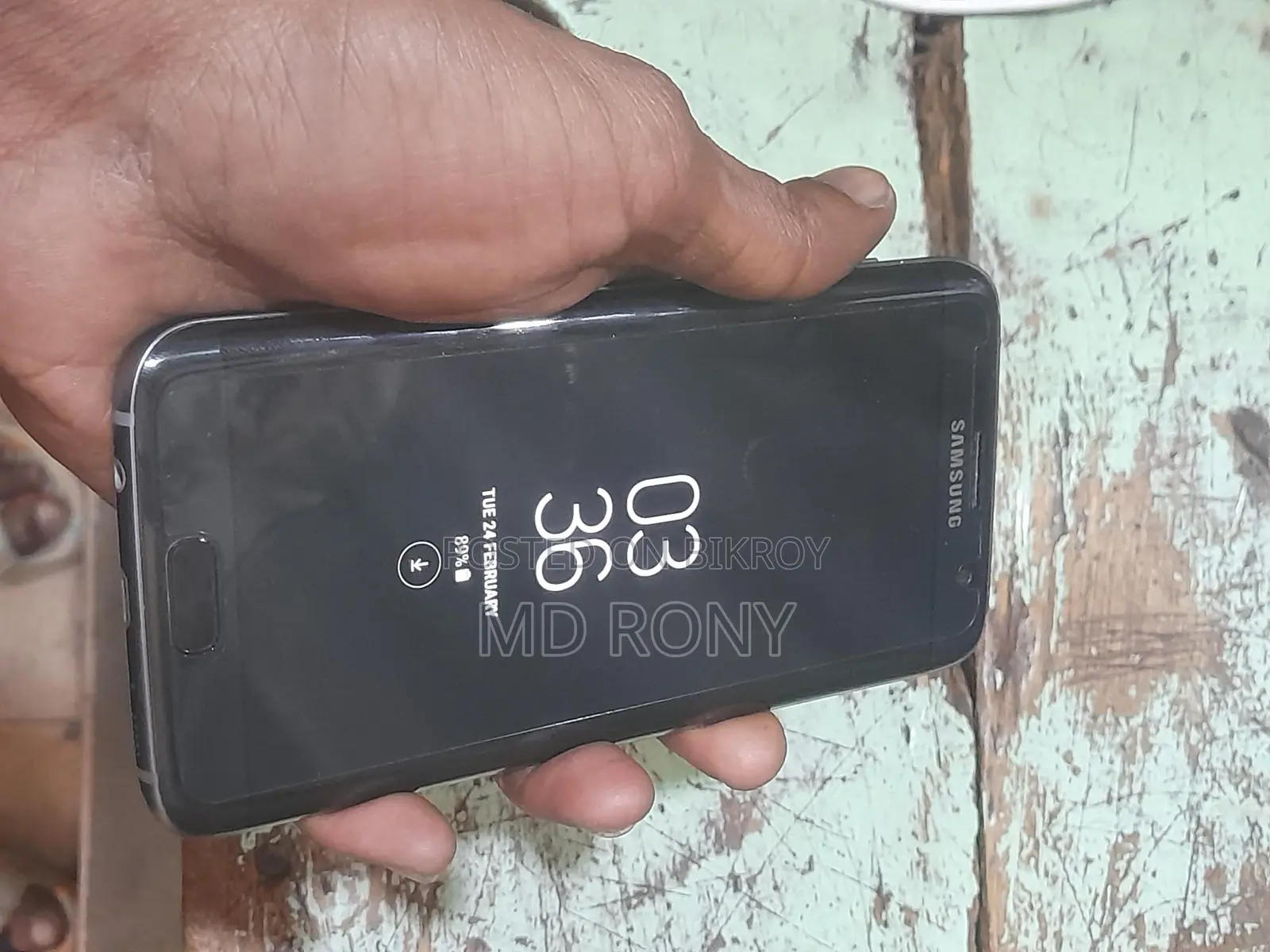 Samsung Galaxy S7 Edge (Used)