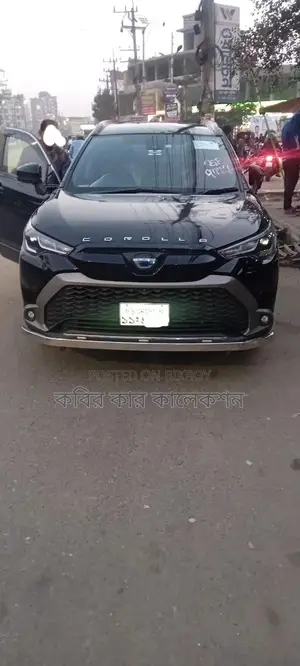 Toyota Corolla Cross hybrid 2022