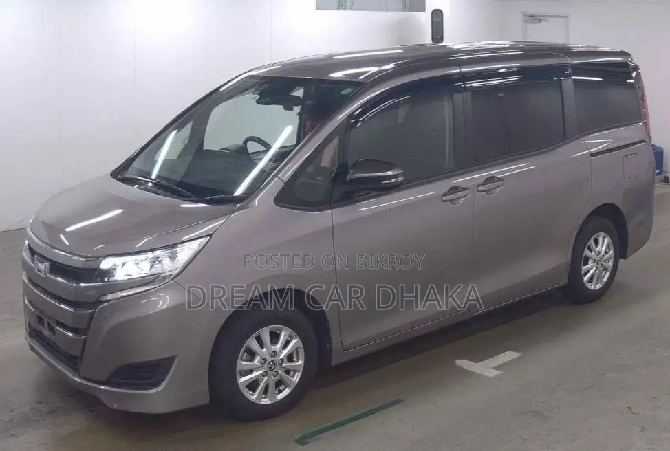 Toyota Noah X PKG 1 DOOR POWER 2020