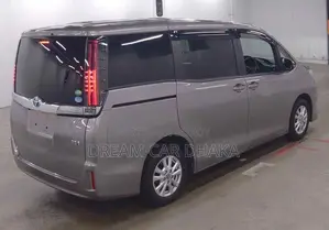 Toyota Noah X PKG 1 DOOR POWER 2020