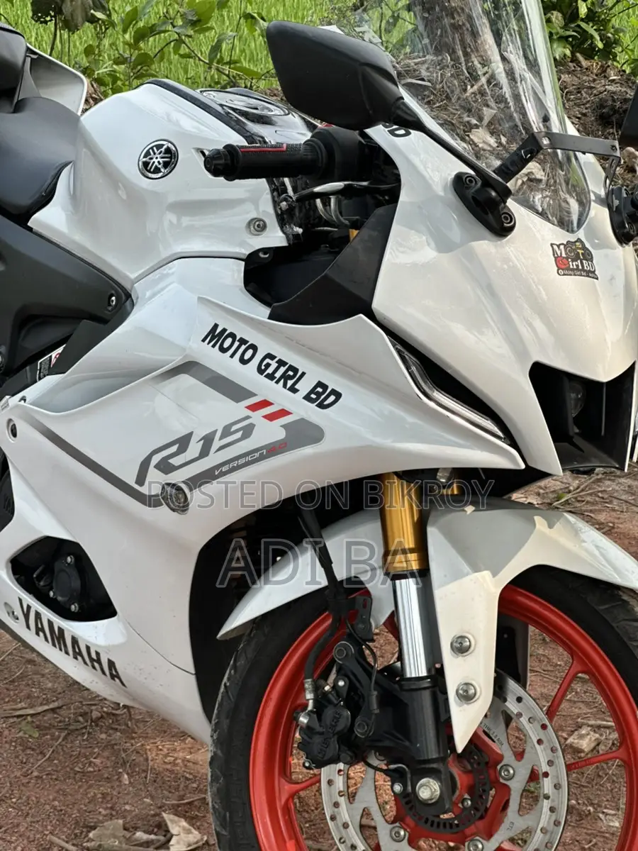 Yamaha R15 2023