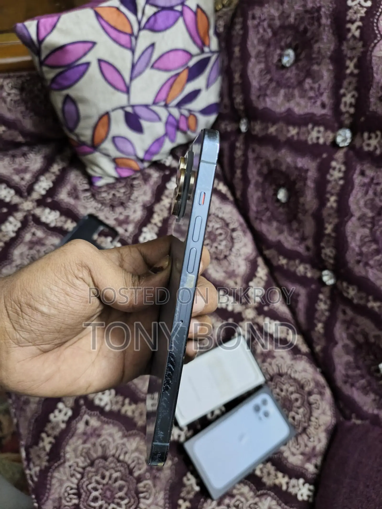 Apple iPhone 13 Pro Max . (ব্যবহৃত)