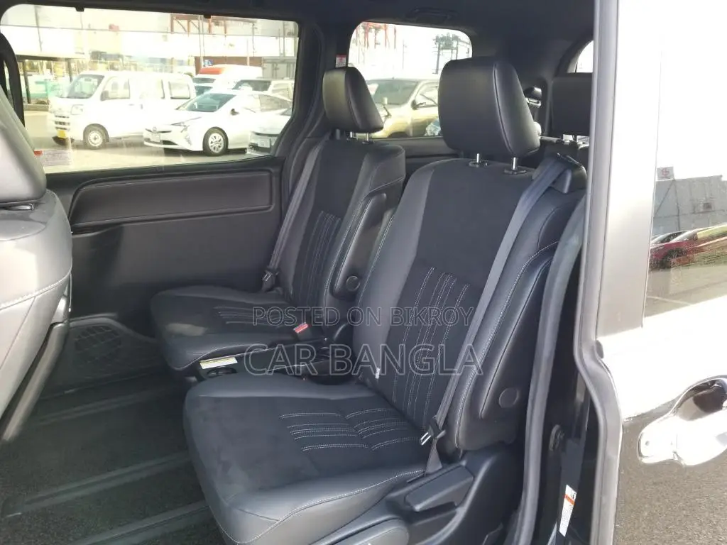 Toyota Esquire GI PREMIUM 2021