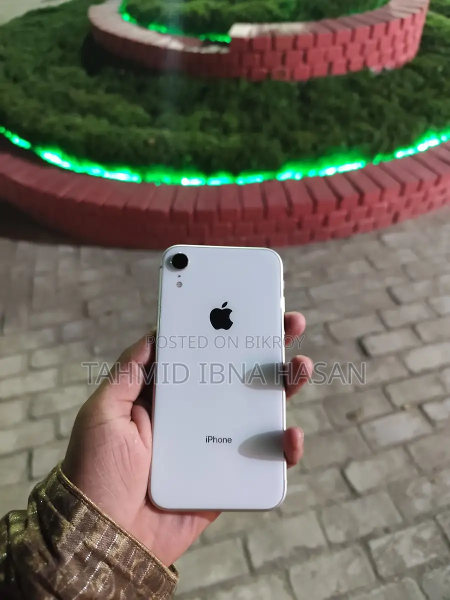 Apple iPhone XR 128 GB White