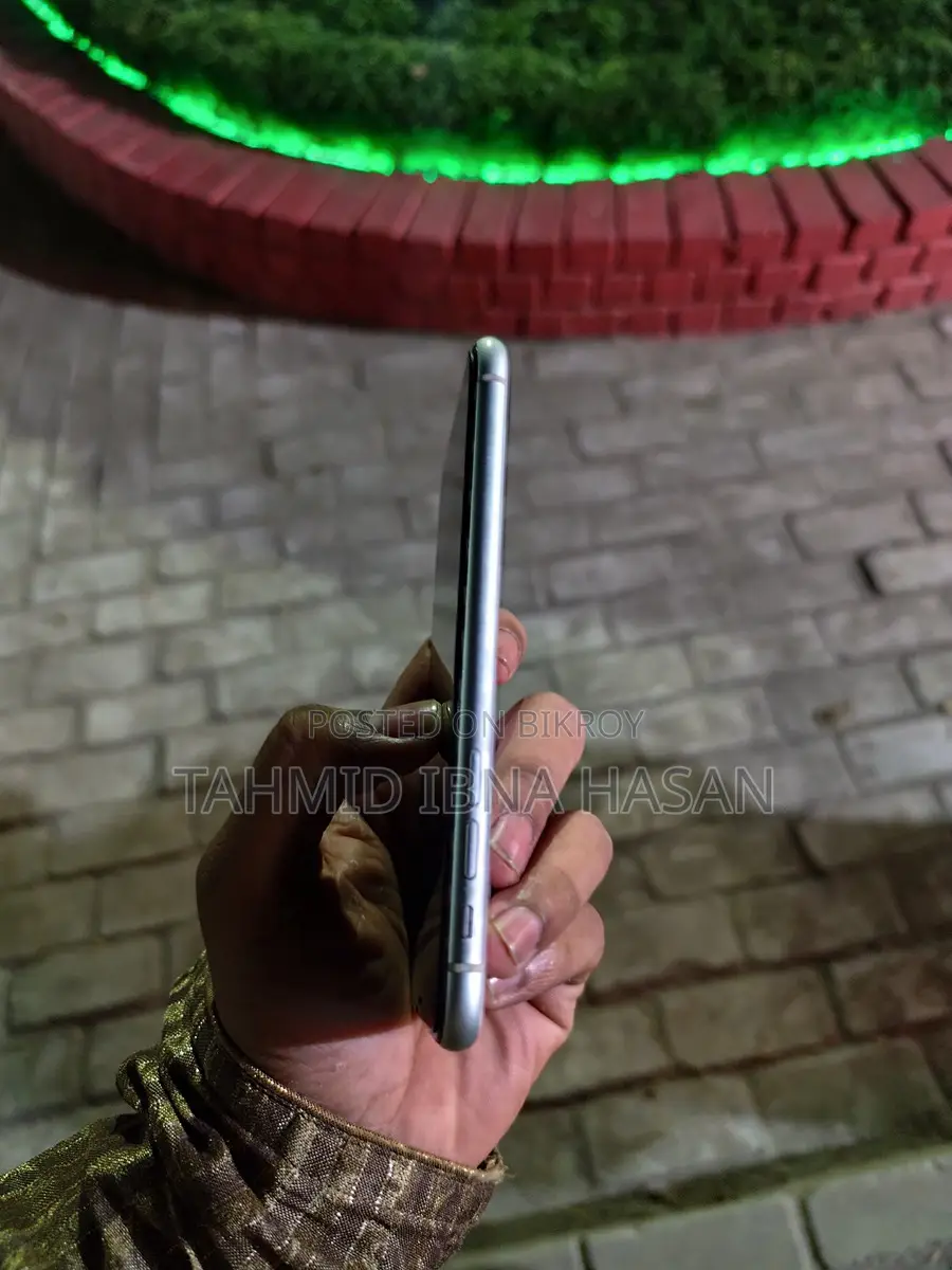 Apple iPhone XR 128 GB White