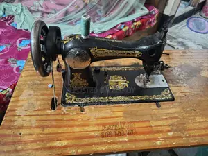 Singer Sewing Machine