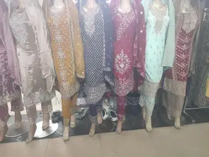 Shalwar Kameez & Kurti for sale