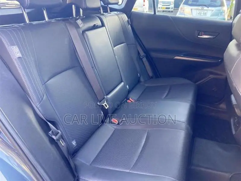 Toyota Harrier Hybrid GR 2022