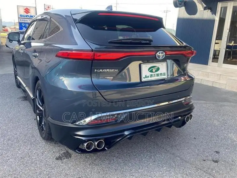 Toyota Harrier Hybrid GR 2022
