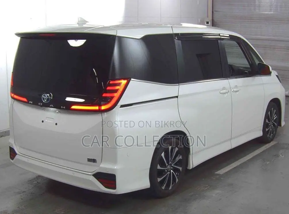 Toyota Noah S-Z 2022