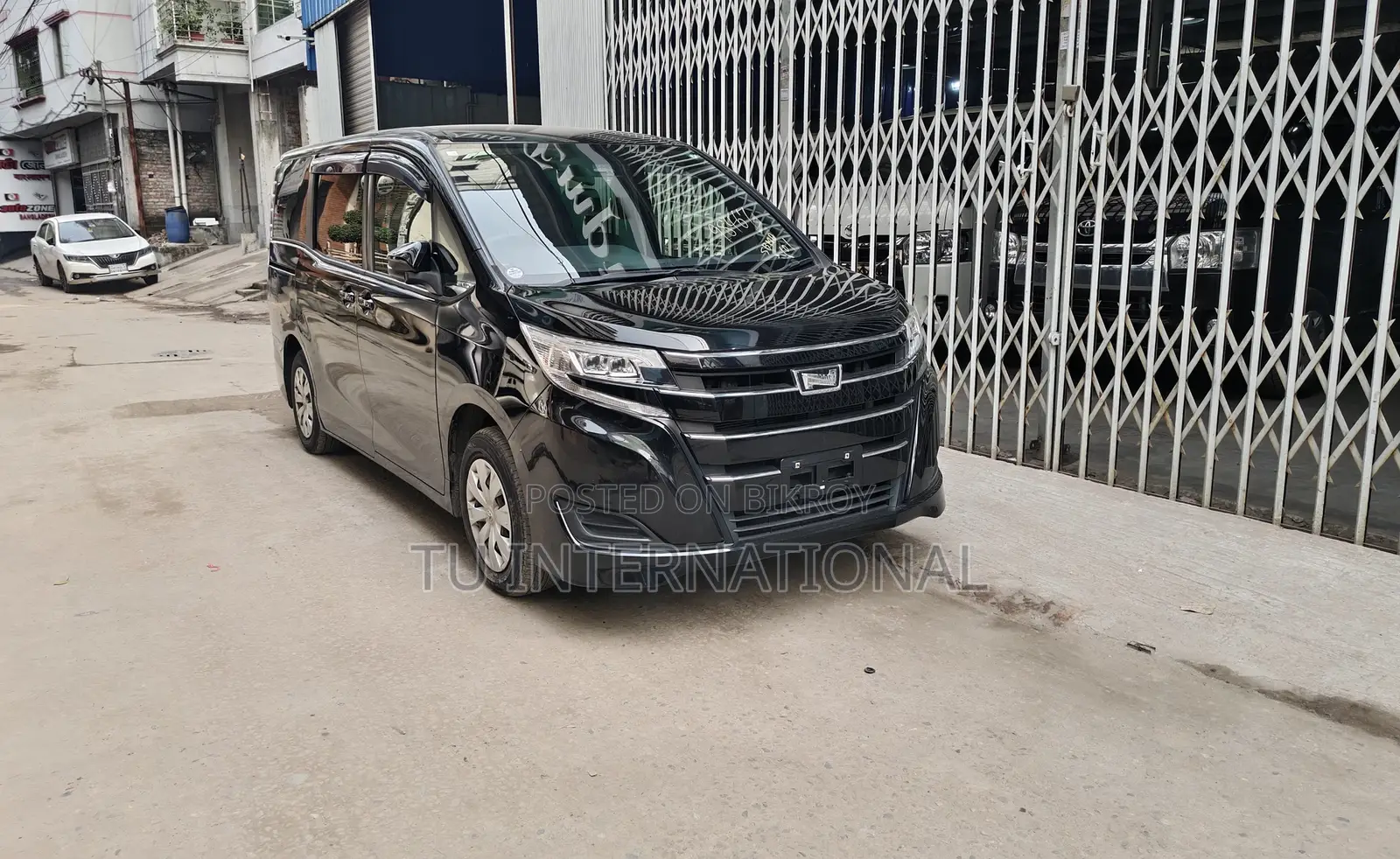Toyota Noah X SMART NON HV 2020