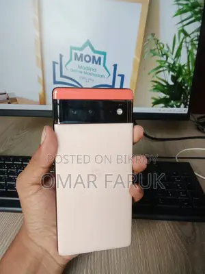 Google Pixel 6 . (Used)