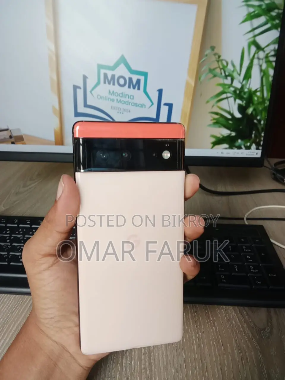 Google Pixel 6 . (Used)