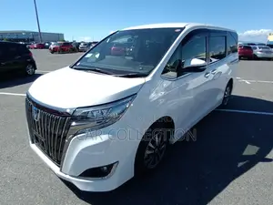 Toyota Esquire Gi Prem Non Hy Pearl 2021