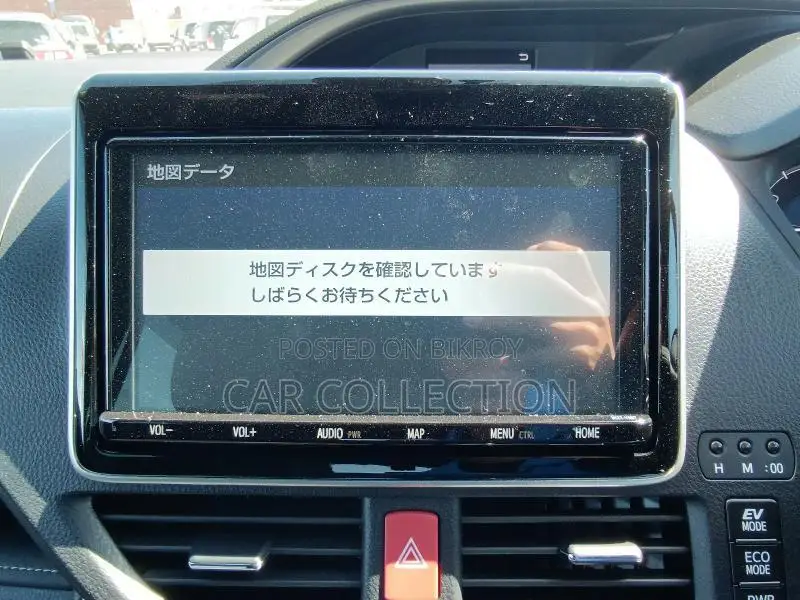 Toyota Esquire Gi Prem Non Hy Pearl 2021