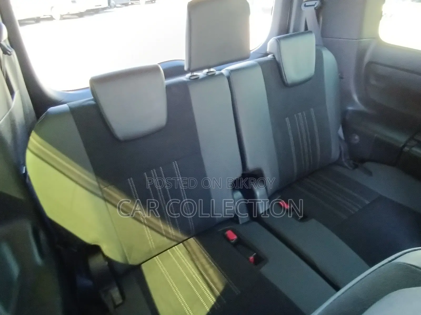 Toyota Esquire Gi Prem Non Hy Pearl 2021
