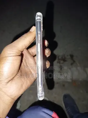 Apple iPhone XS (Used)