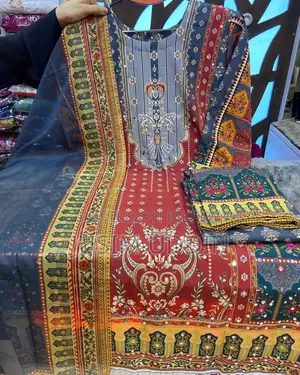 Digital Print Three Piece ডিজিটাল প্রিন্টের লেস ওয়ার্ক ডিজাইনের
