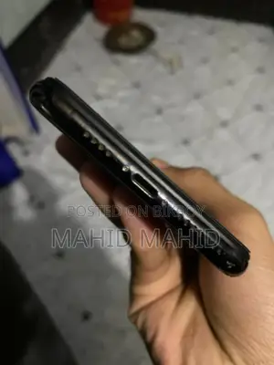 Apple iPhone XS Max (Used)