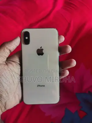 Apple iPhone XS (Used)