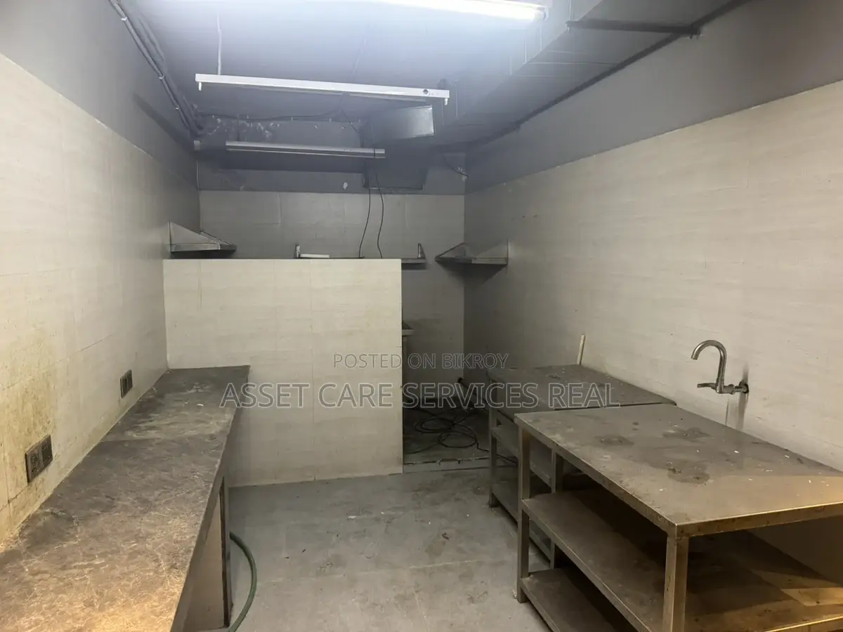 Commercial Fully Furnished Restaurant Rent Gulshan Avenue