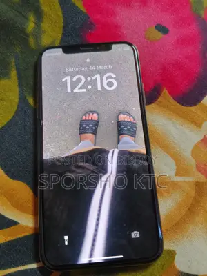 Apple iPhone XS (Used)