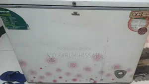 This is an attractive deep freezer