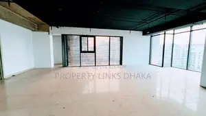 3300 sqft commercial luxury space rent in Gulshan avenue