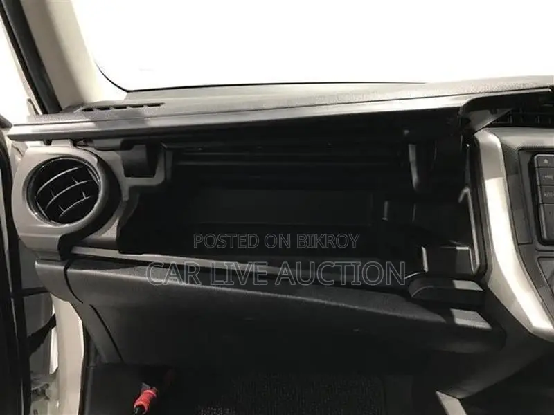 Toyota Fielder Non Hybrid EX pack 2021