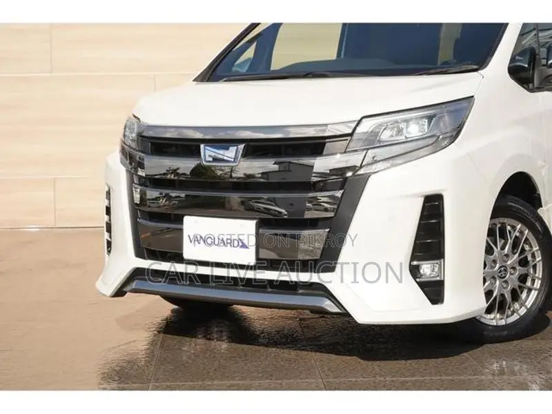 Toyota Noah Hybrid SI WxB 2021