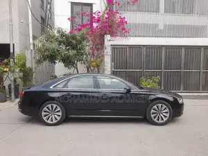 Audi A8 L 2013