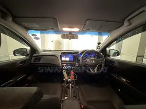 Honda Grace LX 2016