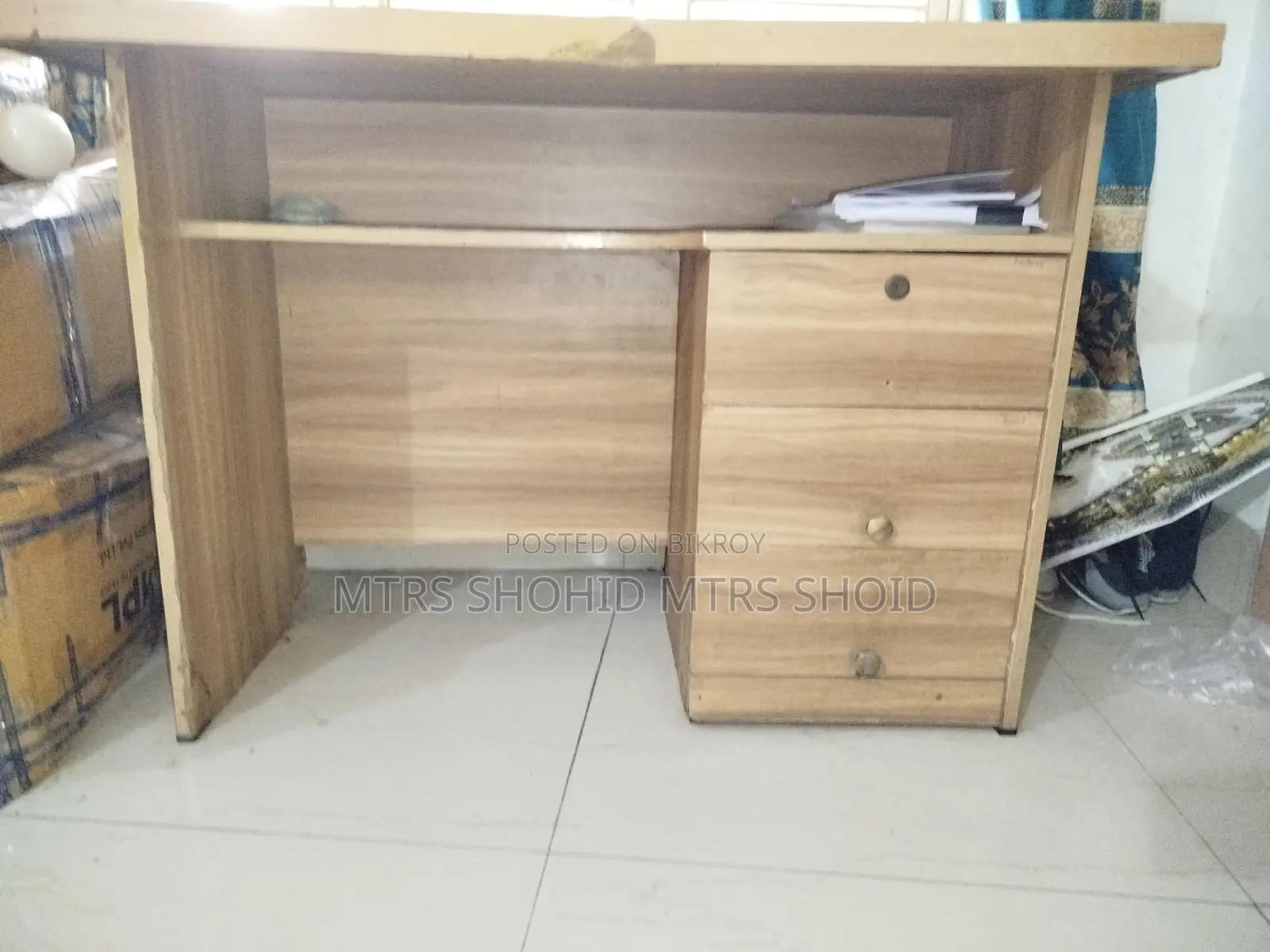 এই টেবিলটি বিক্রয় করা হবে