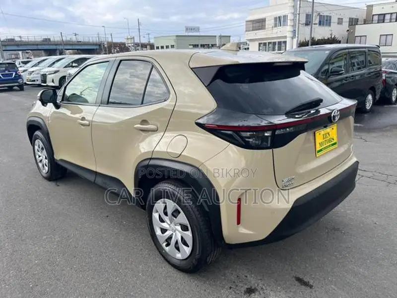 Toyota Yaris Cross Hybrid X package 2021