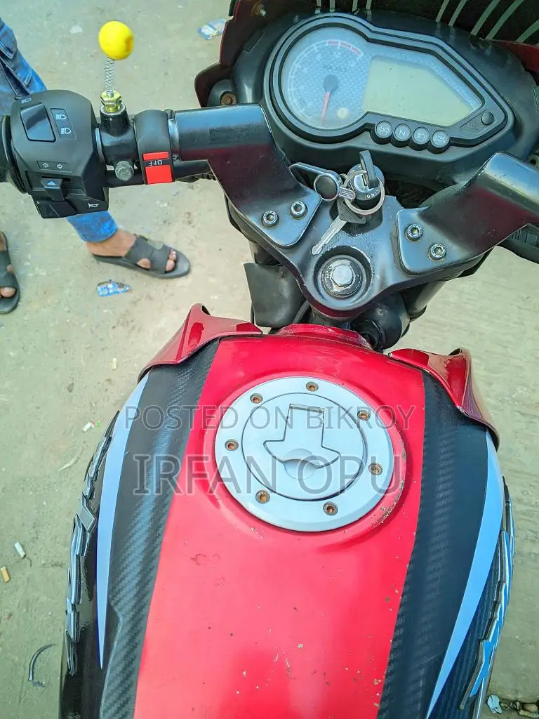 Bajaj Pulsar 150 2011