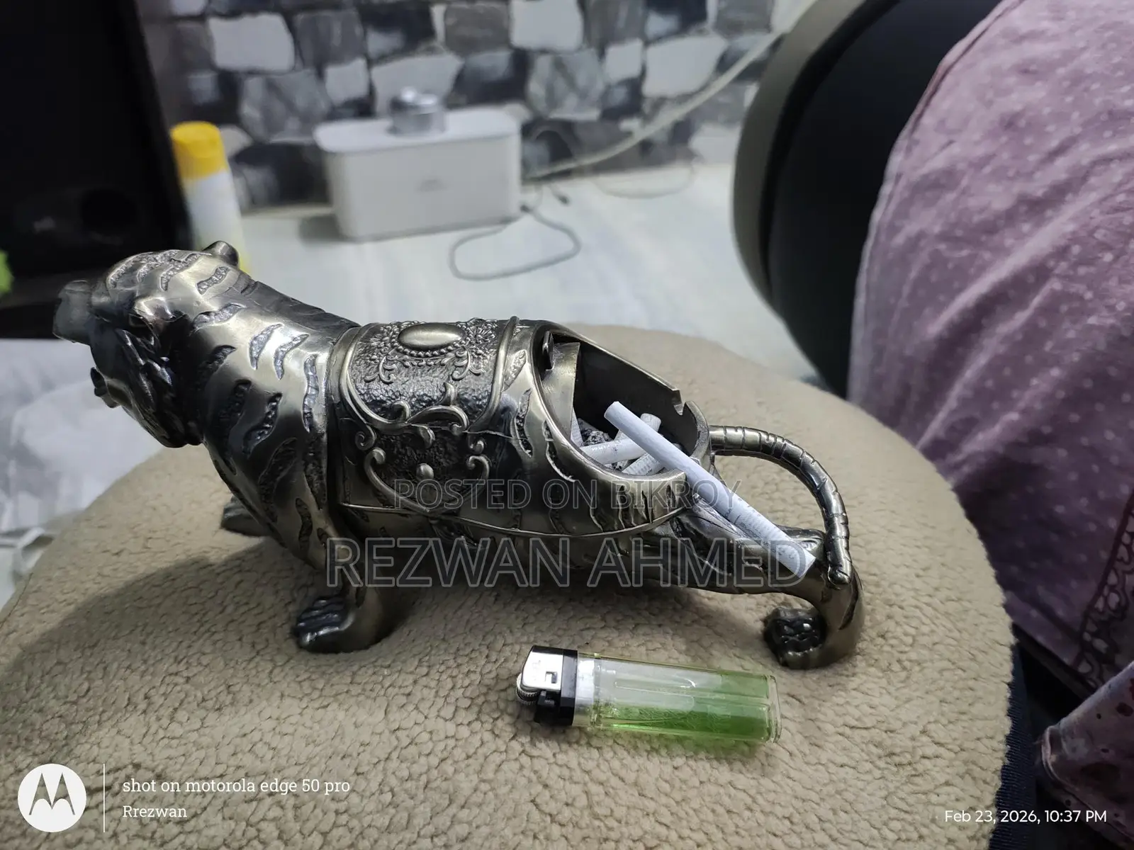 Tiger Ashtray Metal Body