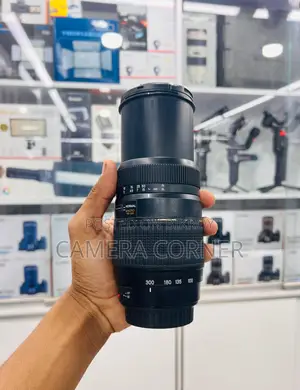 ক্যানন মাউন্ট Tamron 70-300mm Lens