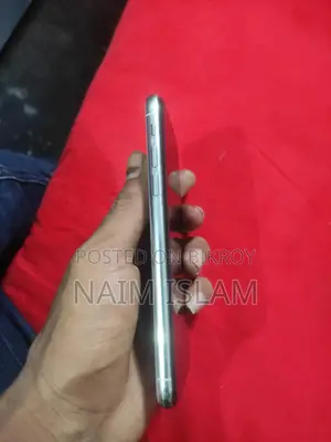 Apple iPhone X (ব্যবহৃত)