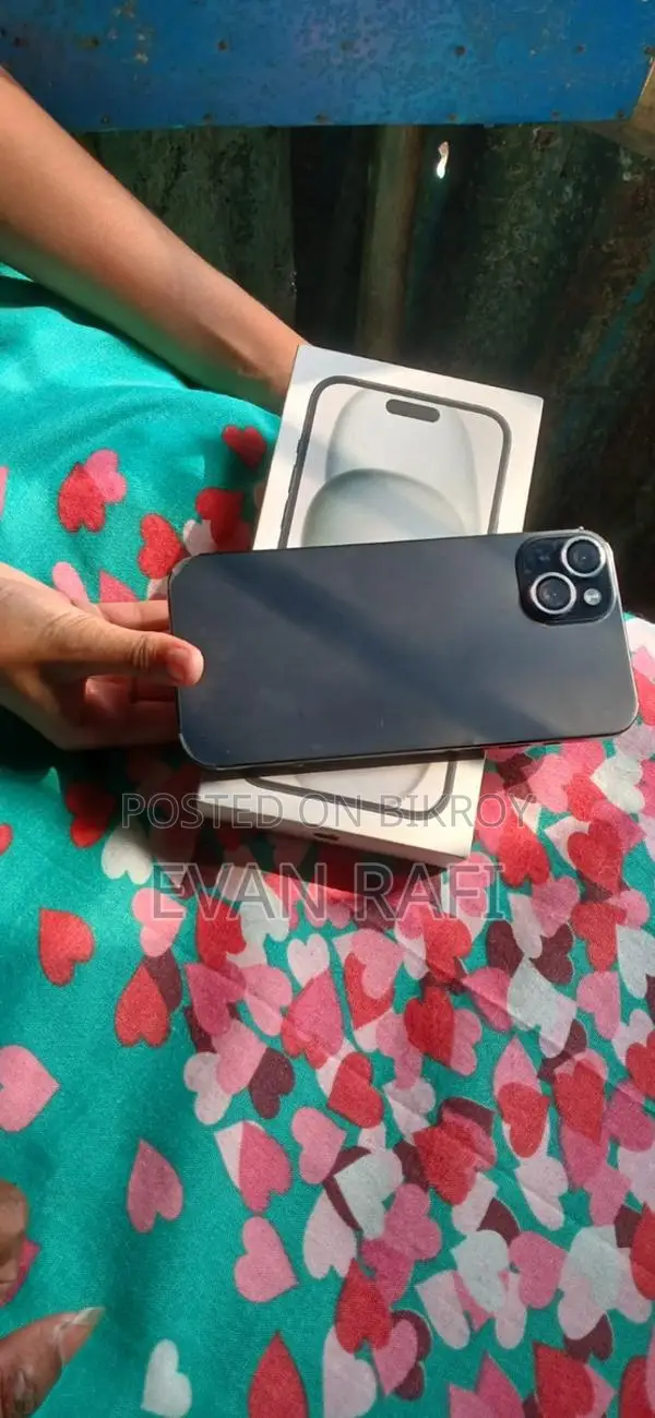 Apple iPhone 15 Plus . (Used)