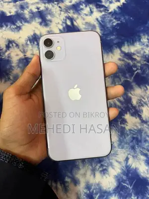 Apple iPhone 11 . (Used)