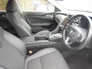 Honda Insight EX_PKG 2022
