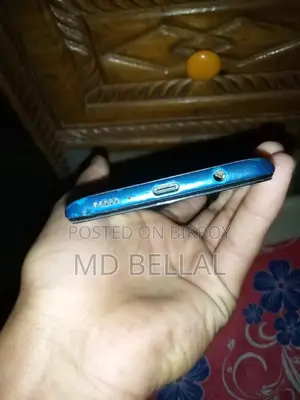 Samsung Galaxy A50 4+128 (Used)