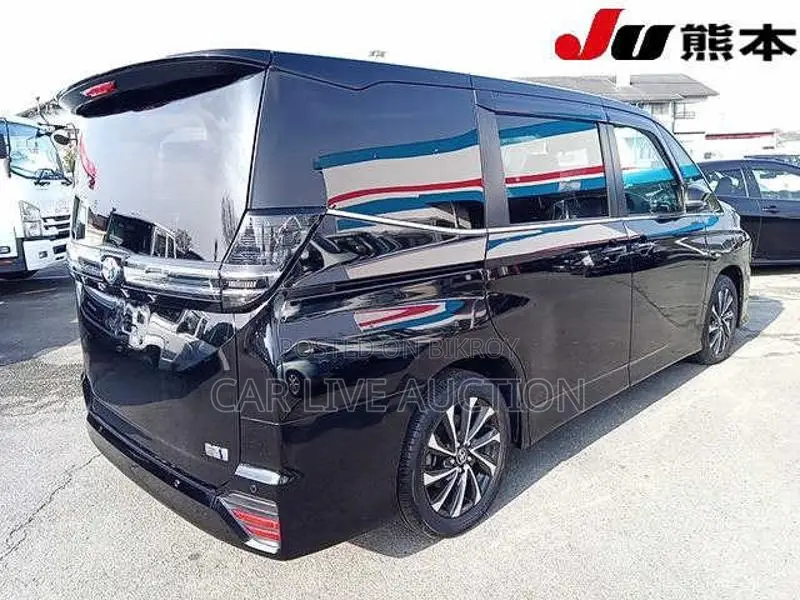 Toyota Voxy HYBRID SZ 2022