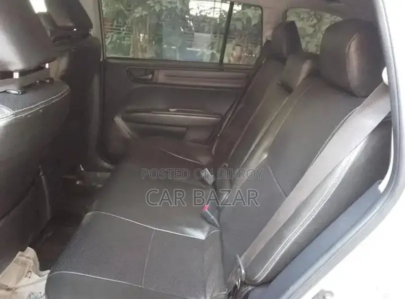 Toyota Fielder G PKG HYBRID 2017
