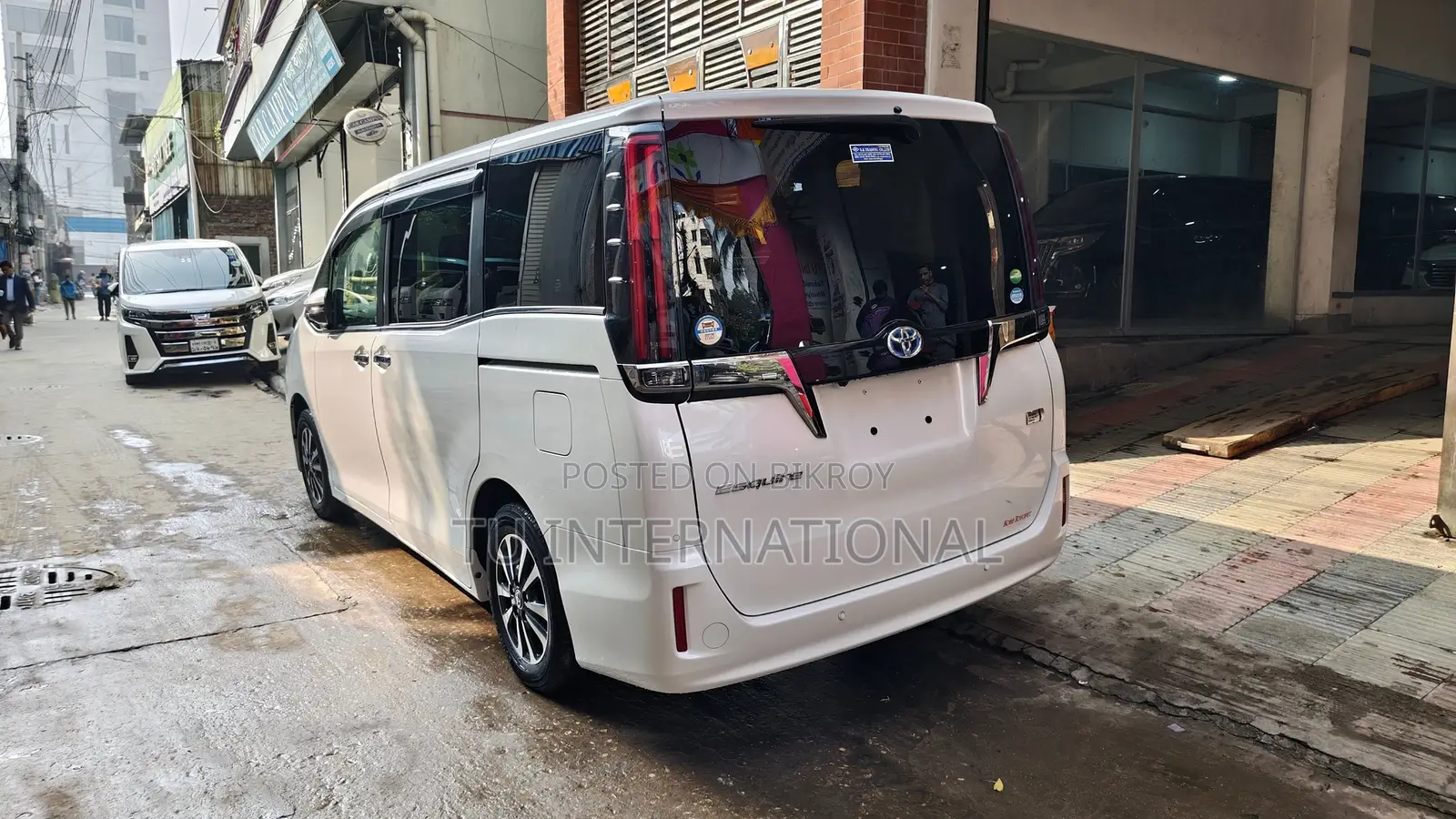 Toyota Esquire PUSH-2DOOR POWER 2020