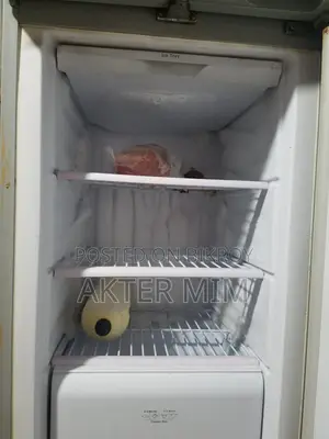 Walton 238 Ltr Fridge