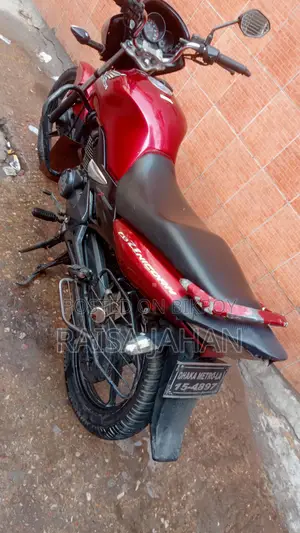 Honda Unicorn . 2010